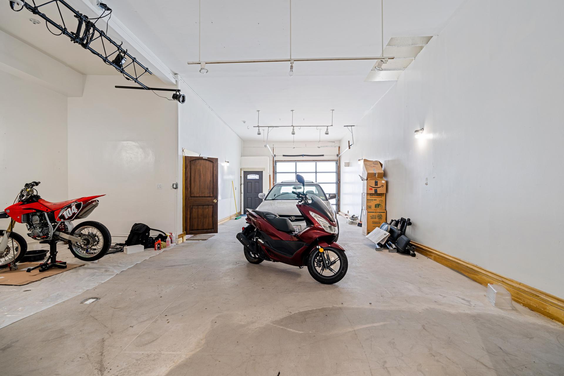 garage with motorcyles