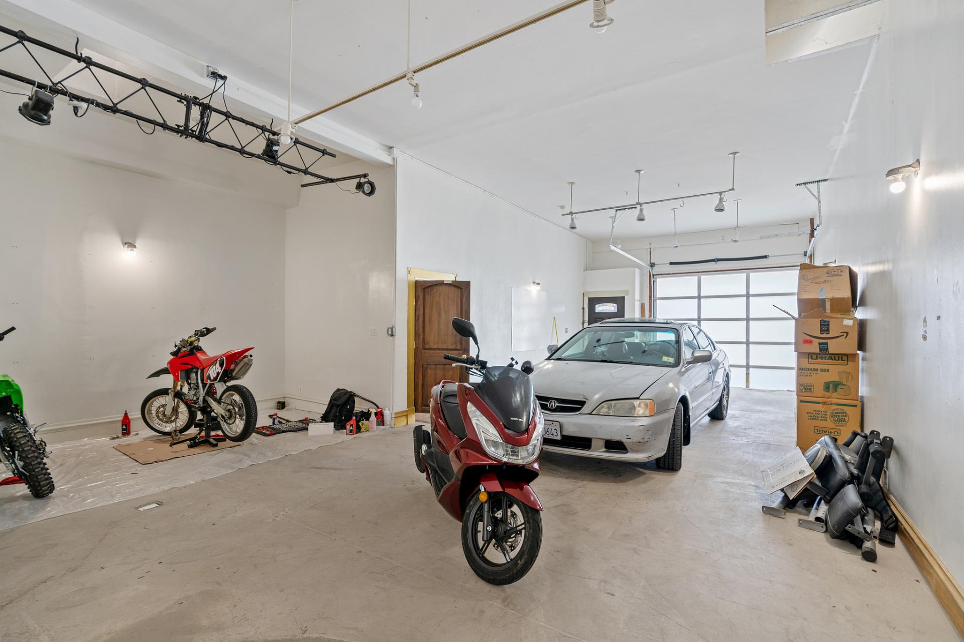 garage with car